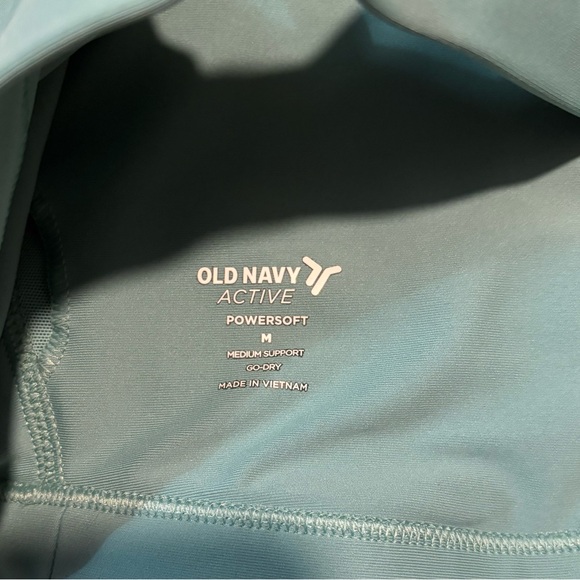 Old Navy Active strappy sports bra "English Ivy" light green medium support sz M - Picture 5 of 5